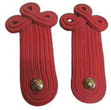 Epaulettes TREFLES rouges - bouton ARTILLERIE de MARINE- probablement  Musique
