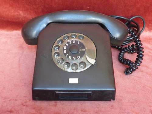 Ancien téléphone noir - ancien,