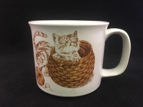 Vintage white playful kitten - vintage,