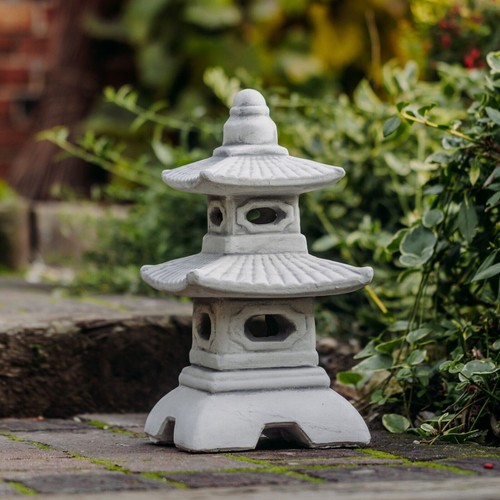 Pagode lanterne japonaise - , en