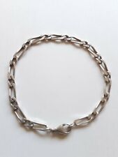 Joli bracelet Rhodié maille cheval alternée en argent massif 925