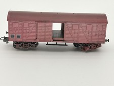 MECCANO ÉCHELLE HO WAGON COUVERT A BOGIES ET PORTES COULISSANTES