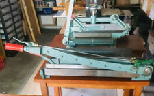 Cisaille et massicot