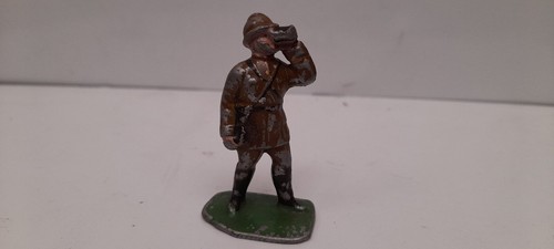 Quiralu militaire aux - ,