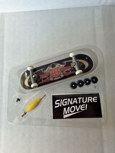 Tech deck handboard birdhouse - handboard,