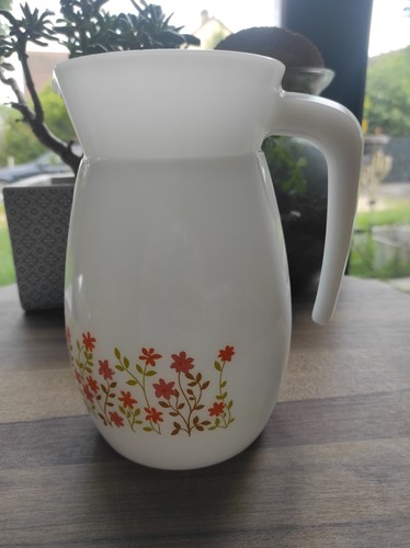 Pichet vintage arcopal - vintage,