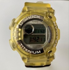 Montre Casio G Shock DW 9950WC