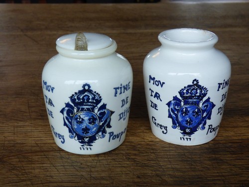 Lot deux pots moutarde - de, à