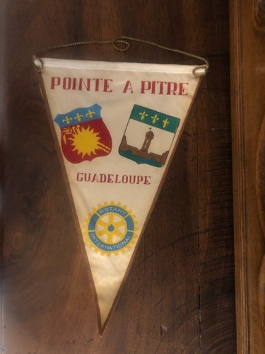 Ancien fanion rotary club - ancien,