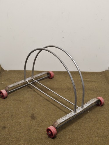 Support porte vélo - porte, magasin