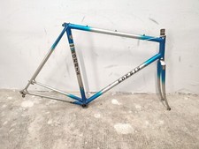 A Vintage Cadre Frame Course