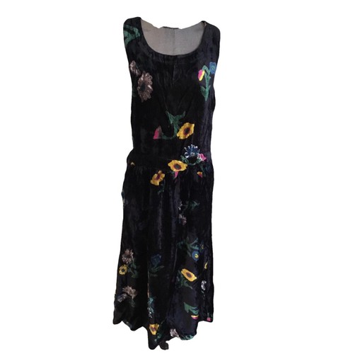 Très belle robe dos ouvert - robe,