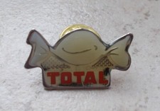 Badge Vintage Pins Pétrole