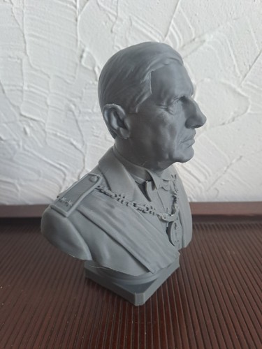 General charles gaulle - general, de