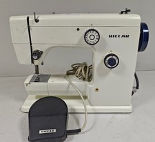 Machine À Coudre Riccar
