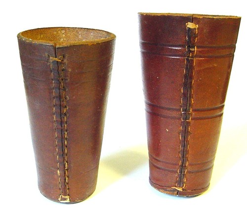 Gobelets cuir ø 5 - en,