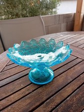 ancienne Coupe à Pied en Verre Moulé