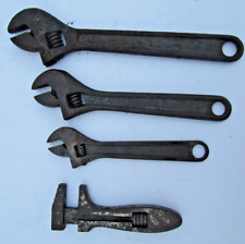 ART POPULAIRE vintage 4 ancienne clés a molette dont 2 PEUGEOT et 1 AMERICAN