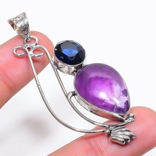 Pendentif pierre précieuse