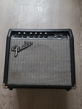 Fender Frontman 15G PR495