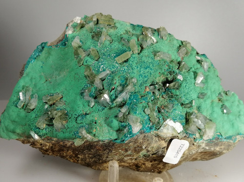 Barytine verte sur malachite - barytine,