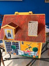 PLAYMOBIL. maison valise transportable