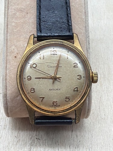 Montre lip dauphine vintage - montre,