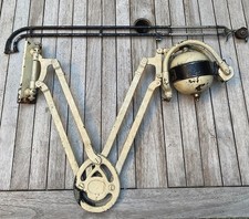 Ancien moteur odontologique