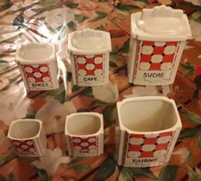 Anciennes boites à épices