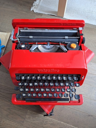 Machine écrire olivetti - à,