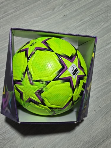 Adidas ballon foot - ,