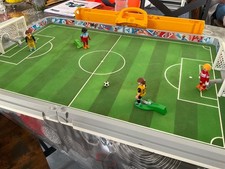 playmobil le terrain de foot  