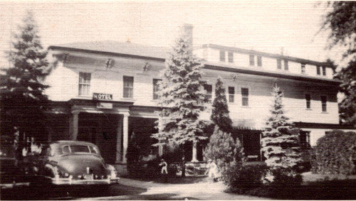 Canoe place inn port allegany - inn,