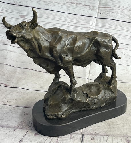 Fait bronze sculpture - bronze,