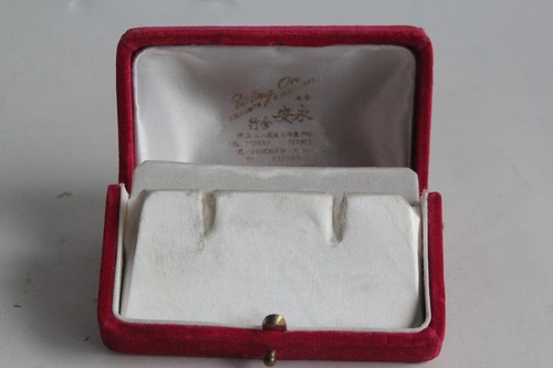 Ancien écrin pour bijoux