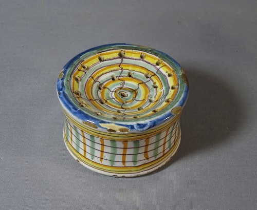 Boite saupoudreuse - boite,