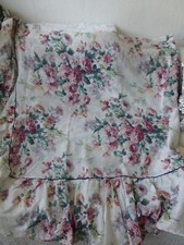 couvre lit fleuri léger Movitex 70% polyester 30% coton pour lit 140 h.volant 27