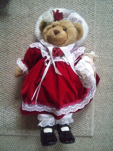 001 stand collectible bear - 001, up