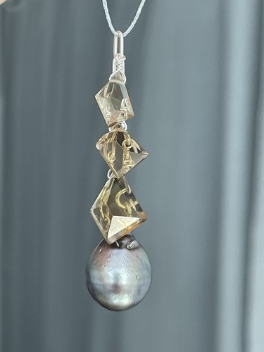 Collier perle noire de - noire,