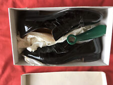 Paire chaussures vernies