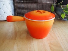 POELON FONDUE CAQUELON + COUVERCLE DLG LE CREUSET ORANGE VOLCANIQUE. HAUT 12 CM.