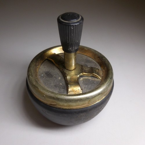 Cendrier table poussoir métal