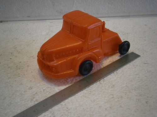 Jouet ancien camion tracteur - ancien,