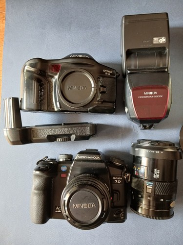 Konica minolta dynax - konica,