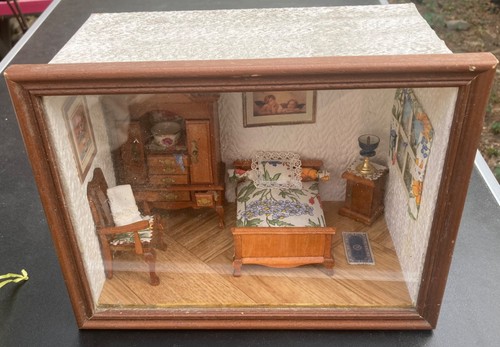 Ancienne maison poupée - maison,