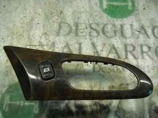 COMMANDE DE LÈVE VITRE AVANT