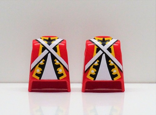 Corps royal rouge sangle - corps,