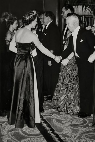 Queen elizabeth meeting - queen, ii