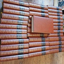 oeuvres complètes de Victor Hugo  en 38 volumes illustrés