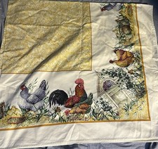 PIERRE FREY Farm Chickens